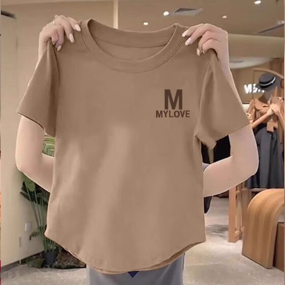Large size irregular short-sleeved T-shirt for women in summer slim and fat MM in flesh covering and making them look slim and short top slightly fat shoulder base shirt
Large size irregular short-sleeved T-shirt for women in summer slim and fat MM in flesh covering and making them look slim and short top slightly fat shoulder base shirt
