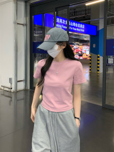 Pink round neck slim short-sleeved T-shirt for women 2025 summer new hot-sized solid color pure cotton t-shirt front shoulder top 
Pink round neck slim short-sleeved T-shirt for women 2025 summer new hot-sized solid color pure cotton t-shirt front shoulder top