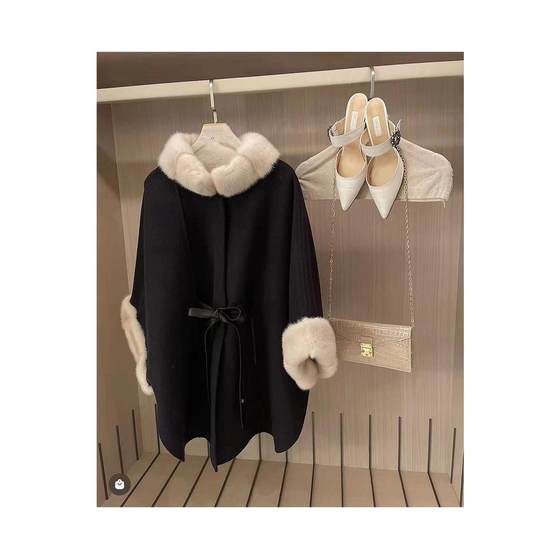 Winema Xiaoxue wool 100 mink fur coat short waist double-sided woolen coat for women for winter
Winema Xiaoxue wool 100 mink fur coat short waist double-sided woolen coat for women for winter
