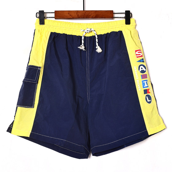 2025 summer new product couples' fashion elastic waist sports splicing shorts thin commuter beach pants
2025 summer new product couples' fashion elastic waist sports splicing shorts thin commuter beach pants
