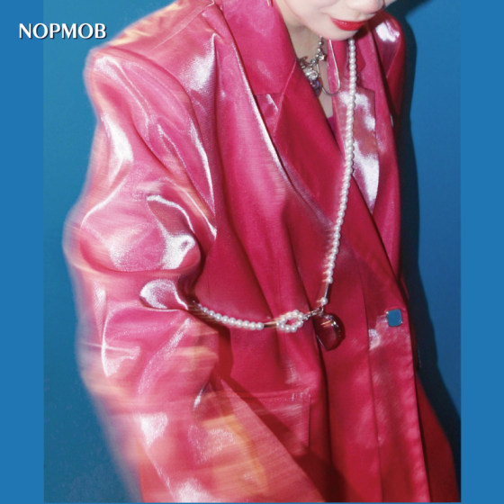 NOPMOB Peach Pink Lake in the World, Glitter Polarized Retro Design Sense Fashionable Loose Suit Women
NOPMOB Peach Pink Lake in the World, Glitter Polarized Retro Design Sense Fashionable Loose Suit Women