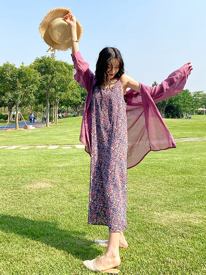 梁子晨 MOSIKY 碎花吊带连衣裙 梁子晨 MOSIKY 碎花吊带连衣裙