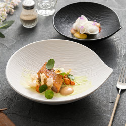 Unique, High-End Ceramic Deep Dish Plates, Irregular-Shaped Bowls, Household Fruit Plates, Restaurant and Hotel Presentation Plates Unique, High-End Ceramic Deep Dish Plates, Irregular-Shaped Bowls, Household Fruit Plates, Restaurant and Hotel Presentation Plates
