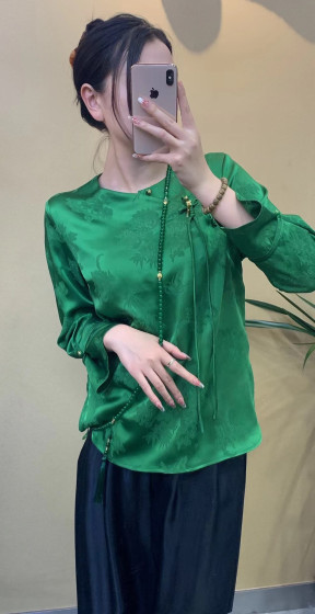 Chinese style spring style, fringed slanted shirt for women, green, red, white, size XL-4XL
Chinese style spring style, fringed slanted shirt for women, green, red, white, size XL-4XL