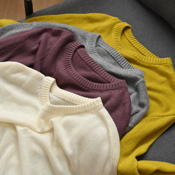 Wubu women's round neck wool long-sleeved sweater solid color sweater autumn and winter women's clothing 
Wubu women's round neck wool long-sleeved sweater solid color sweater autumn and winter women's clothing