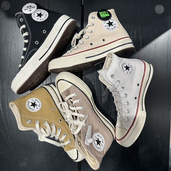 Converse authentic 1970s classic black high-top men and women canvas shoes 162050 162056
Converse authentic 1970s classic black high-top men and women canvas shoes 162050 162056
