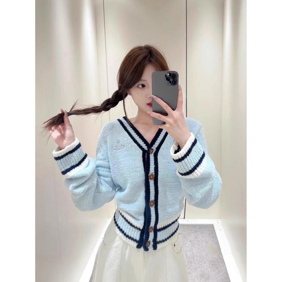 2025 Queen Mother of the West Saturn high quality v-neck knitted cardigan vivi embroidered knitted cardigan striped sweater Korean style small 
2025 Queen Mother of the West Saturn high quality v-neck knitted cardigan vivi embroidered knitted cardigan striped sweater Korean style small
