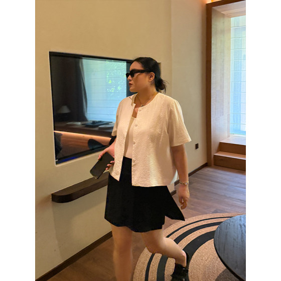 Pencil Xiaoxin large size women's clothing texture, single-breasted short-sleeved suit cardigan layered exterior
Pencil Xiaoxin large size women's clothing texture, single-breasted short-sleeved suit cardigan layered exterior