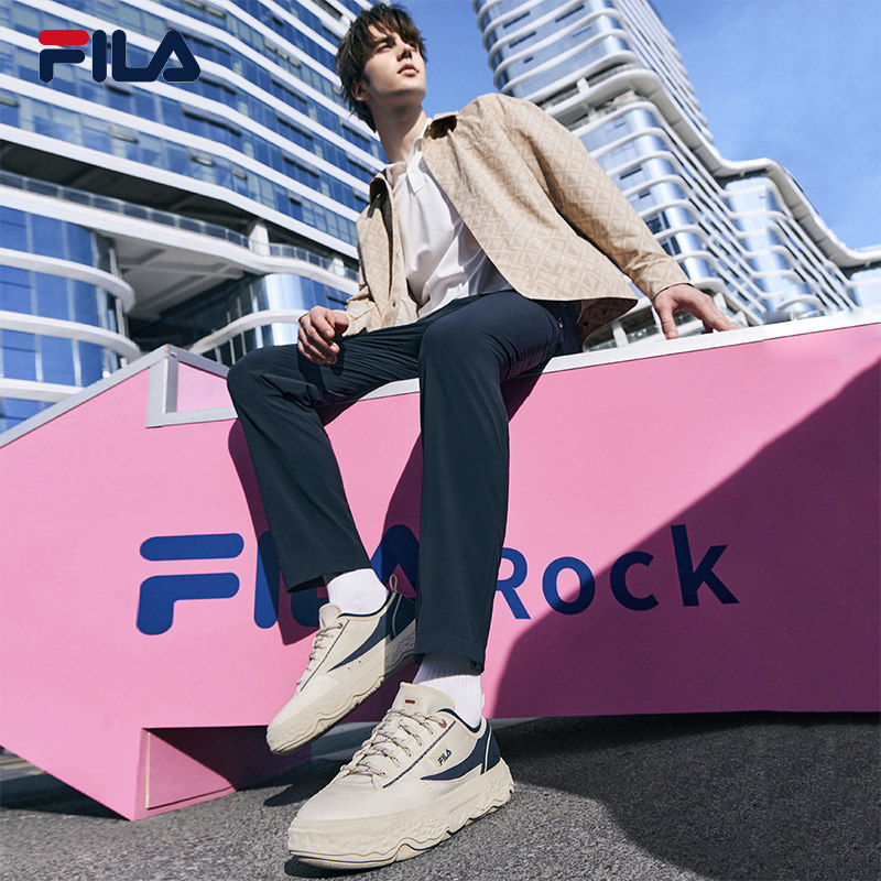 Pink Fila Sneakers Street Style Fashion Fila Runners Women FILA