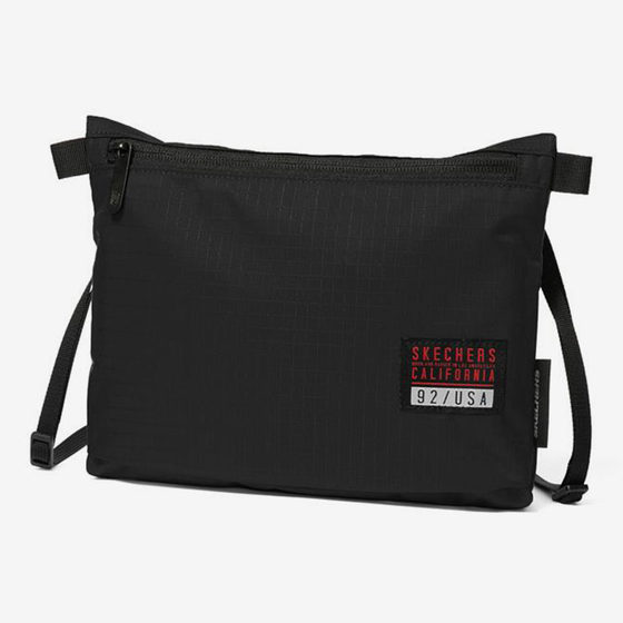 Skechers/Skechers are the same simple and fashionable sports and casual shoulder bag crossbody bag
Skechers/Skechers are the same simple and fashionable sports and casual shoulder bag crossbody bag