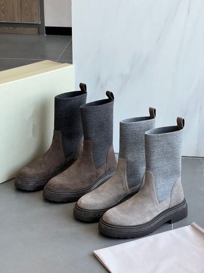 2025 autumn and winter new round-toe layer cowhide thick sole low-heeled women's comfortable elastic boots socks boots fashion boots thin boots
2025 autumn and winter new round-toe layer cowhide thick sole low-heeled women's comfortable elastic boots socks boots fashion boots thin boots