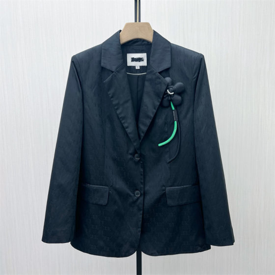 fei2025 autumn new product for women's fashion casual classic loose versatile suit coat 1144
fei2025 autumn new product for women's fashion casual classic loose versatile suit coat 1144