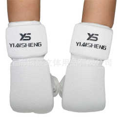 Karate gloves, handguards, half-finger, children, adult, Taekwondo, wrist fighting, Sanda, boxing, fighting Karate gloves, handguards, half-finger, children, adult, Taekwondo, wrist fighting, Sanda, boxing, fighting