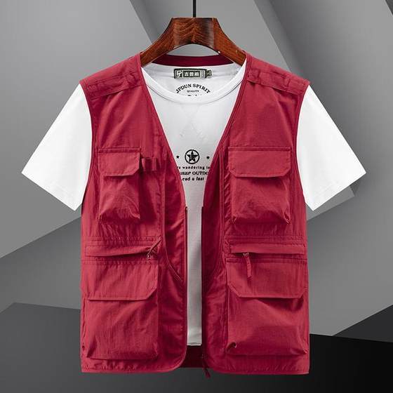2024 spring and summer men and women custom vest multi-pocket volunteer red vest quick-drying fishing photography thin horse clip
2024 spring and summer men and women custom vest multi-pocket volunteer red vest quick-drying fishing photography thin horse clip