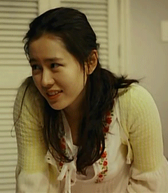 看到她的笑容,我好想和她做朋友