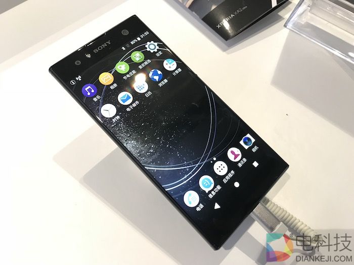 此外,索尼xperia xa2 ultra的另一项重大改变,是不再具备索尼手机一贯