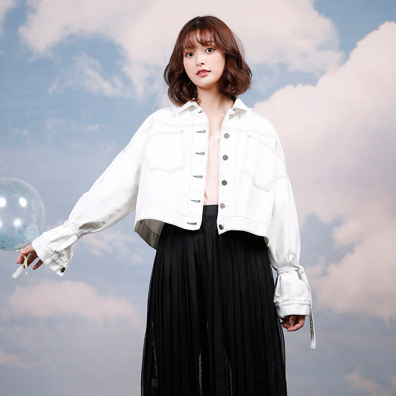 右手是猫/空余/喇叭袖oversize白色bf风宽松牛仔外套女短款新