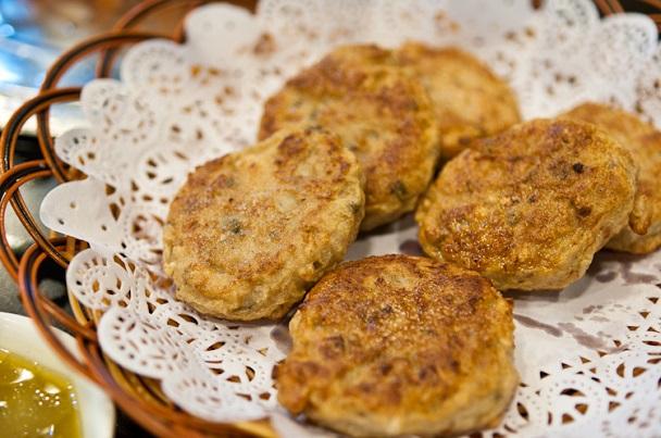 佛山美食介绍之均安煎鱼饼