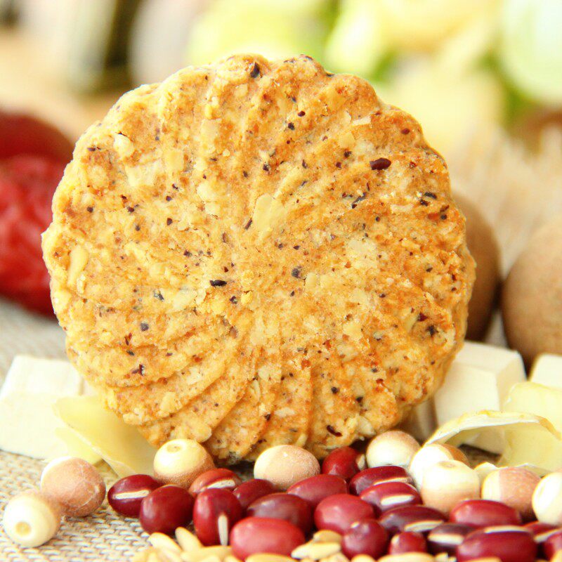 【红豆薏仁饼干】 去购买 这算是最简单简洁的红豆薏仁产品,低卡少糖