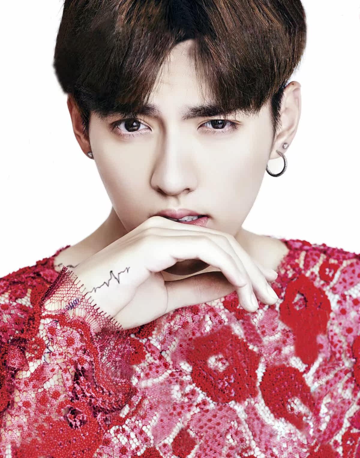 肖大神~~杨洋~~满足了奥妈妈对男神的所有要求,13585904041~这个有