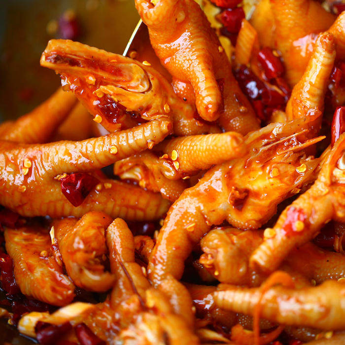 肉妈麻辣凤爪 鸡爪香辣凤爪零食小吃 真空包装两袋包邮