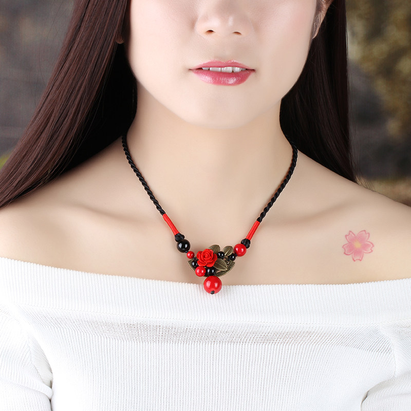 复古红色玫瑰花项链吊坠朱砂配饰颈链女民族风短款挂绳锁骨链饰品