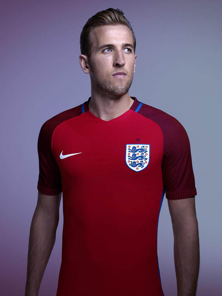 耐克发布2016法国/英格兰国家队球衣