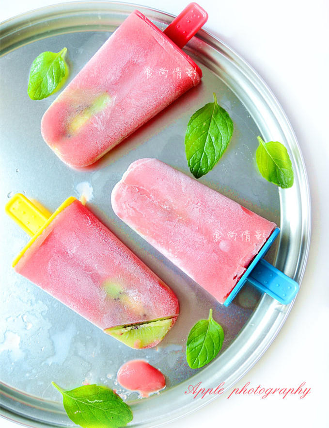 【西瓜冰沙の奇异果冰棒】各种透心凉西瓜菜谱