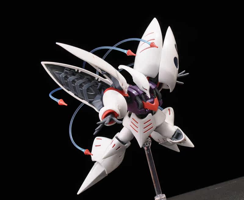 驰骋在战场的白幽灵 万代robot魂卡碧尼