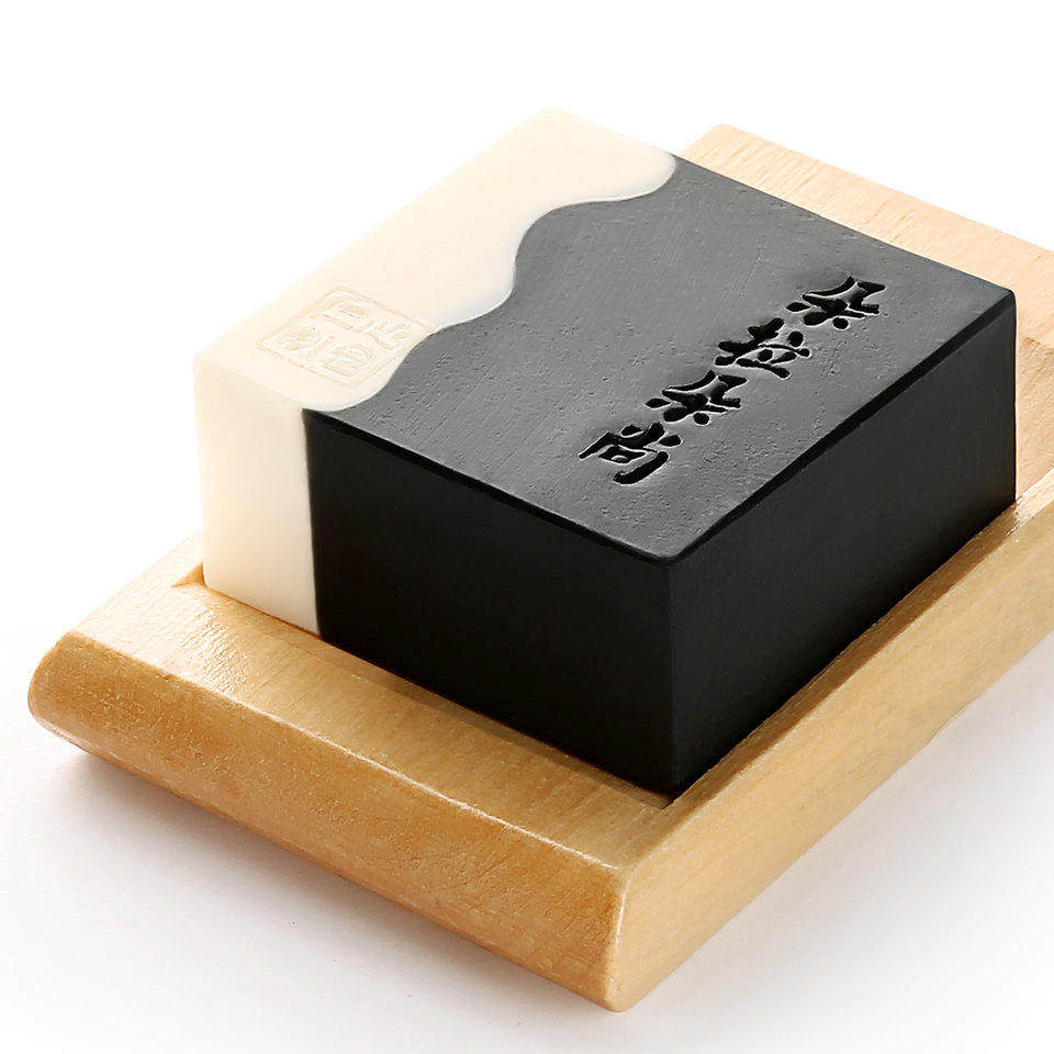 超强毛孔吸尘器,12大竹炭类产品帮你以黑焕白