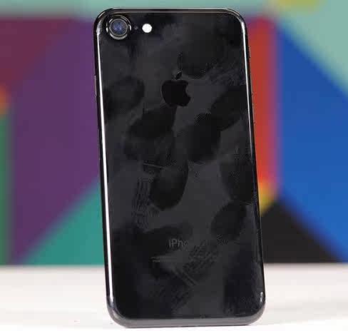 从9月16日爱疯7开售到今天 将近四周了 大姑凉们是不是已经用上了男票