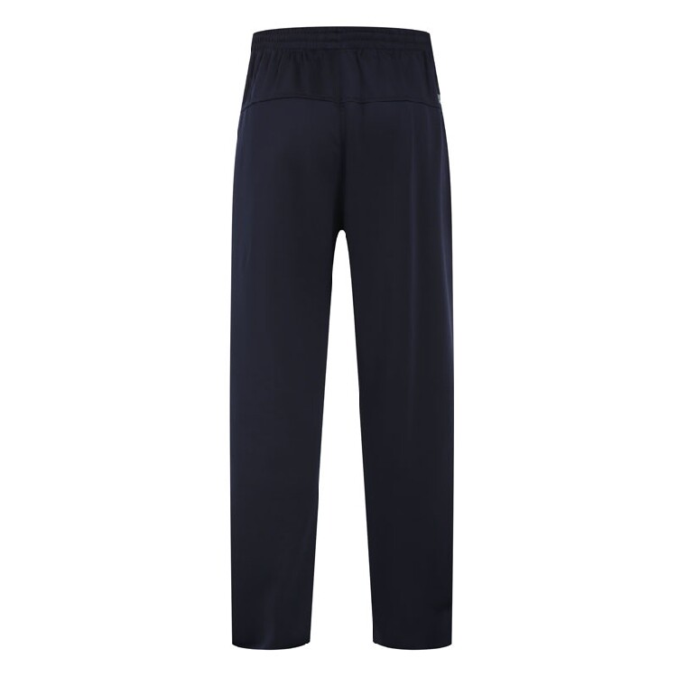 雷鹰秋冬季休闲运动服热卖中!