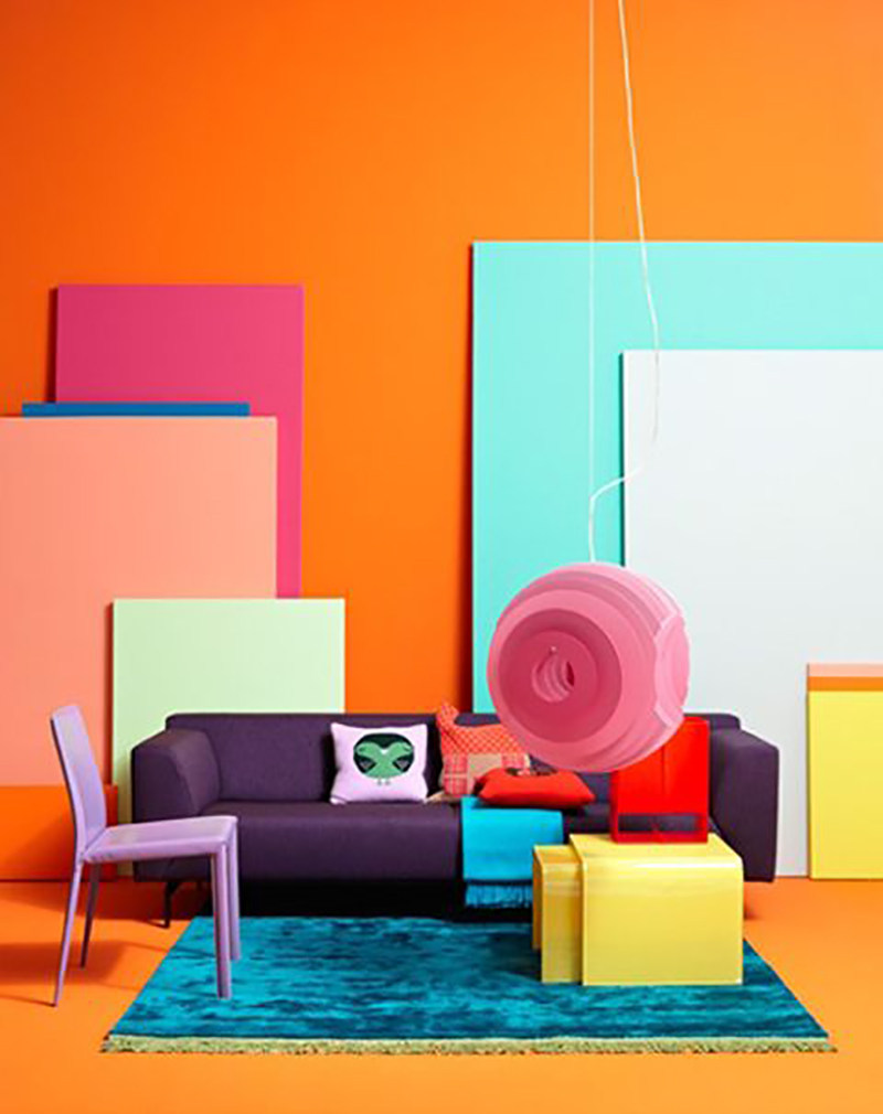 这么色彩丰富的家,就能让人保持开朗的心情来面对每一天的生