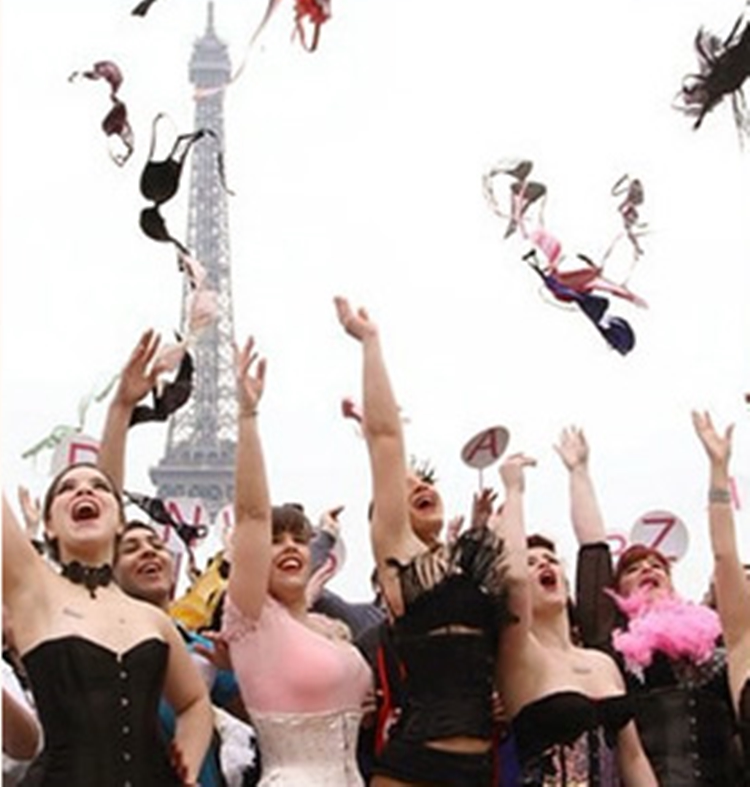 "裸胸"像不带胸罩一样健康舒适!