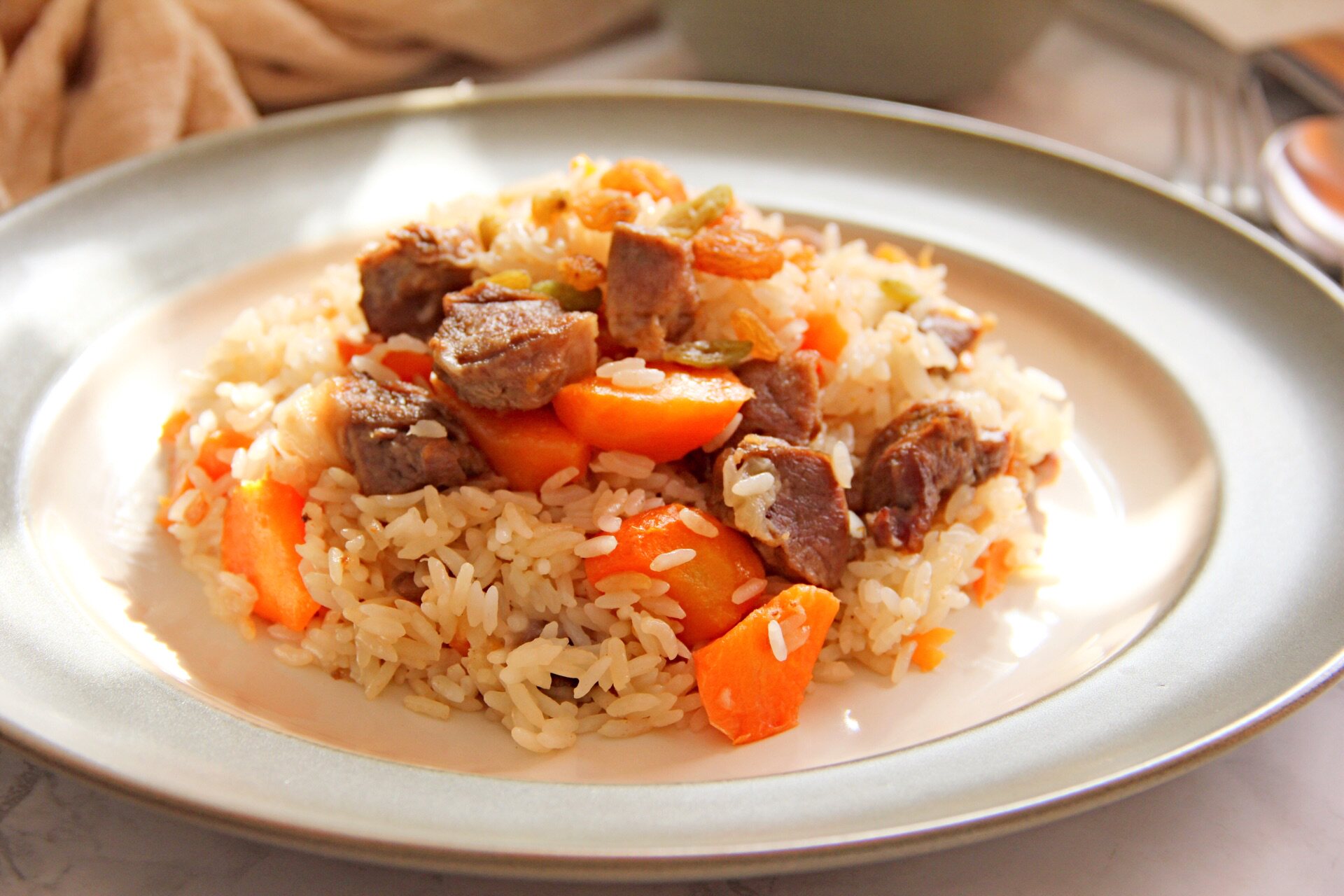 来自内蒙古的经典美味—羊肉手抓饭