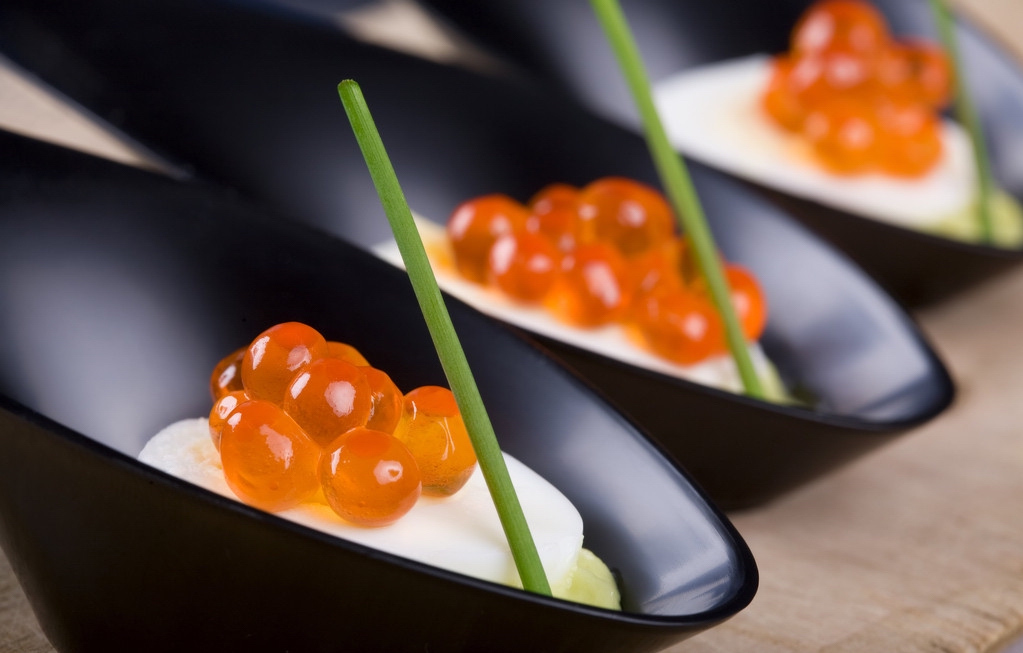 法国三大名贵菜品之一——鱼子酱