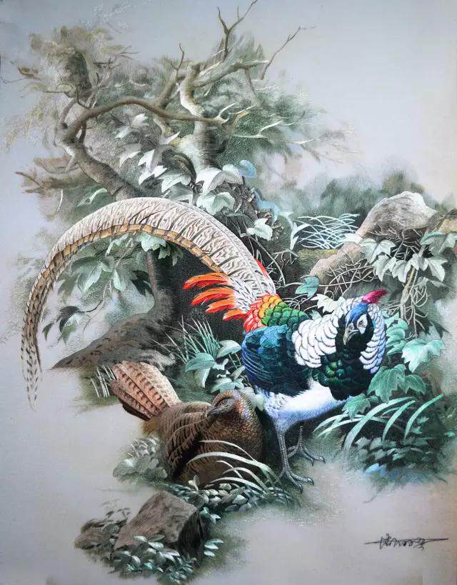 不到30岁的周丽琴就已经拥有了一间小具规模的刺绣作坊,并带领了一批