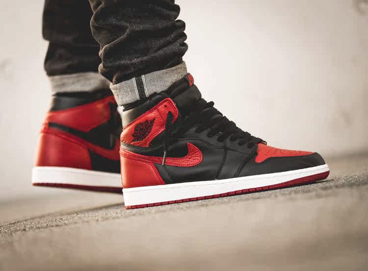 1299的aj1禁穿,888的aj12黑红!