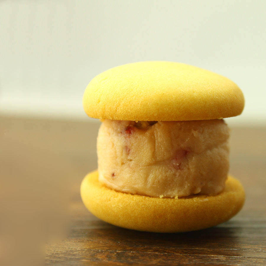 爱不够的多彩夹心饼乾