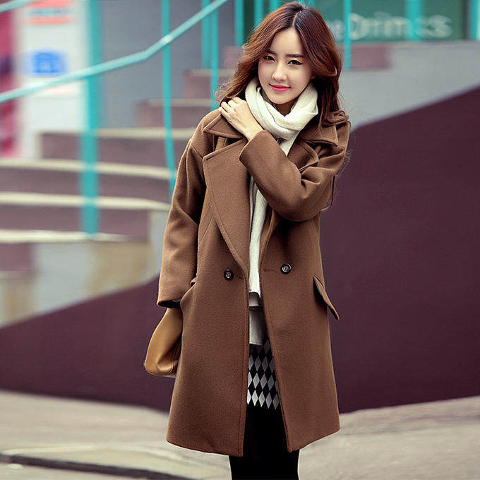 街头味的呢子大衣,气质百变,极具时尚.