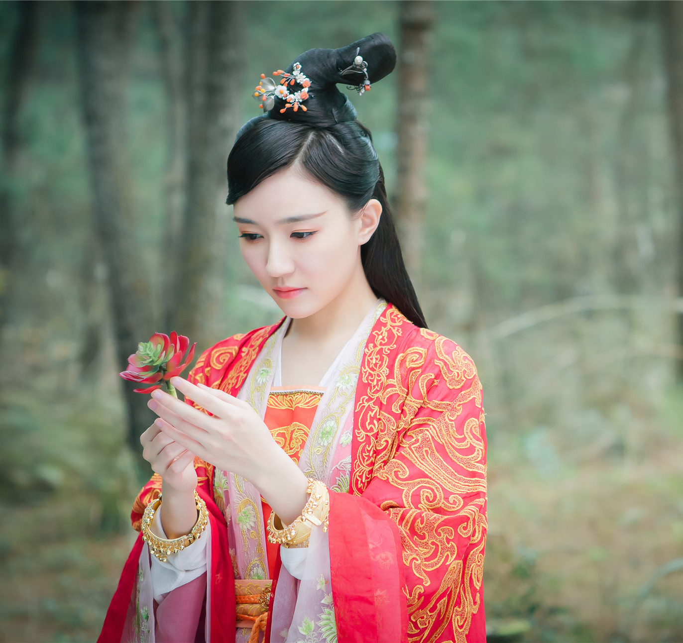 杨紫赵丽颖,青云志9美,你觉得谁最美?