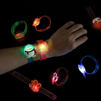 10 Розовые красные светящиеся браслеты 10