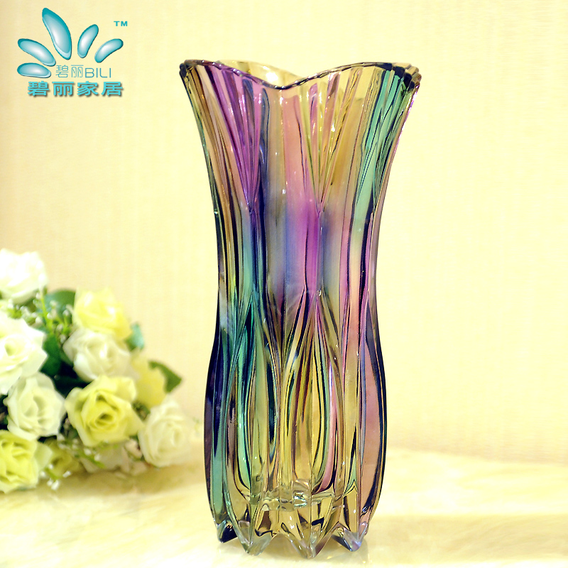 Вазочка фото. Ваза для цветов. Стеклянные вазы. Красивые стеклянные вазы. Стеклянная вазочка.