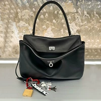 Черный, маленький