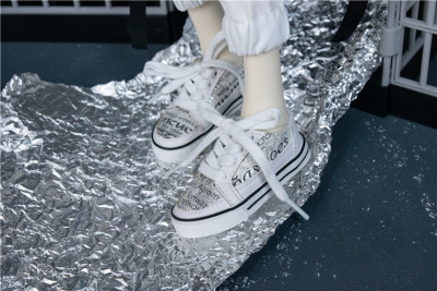 taobao agent [Kaka Planet] 1/4 points, 3 points, uncle BJD.SD baby uses mini shoes casual shoes, sheets, sneakers silver laser