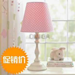 

Прикроватный светильник Omiga