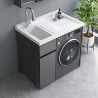 1 метр левой бассейн/единственная открытая дверь