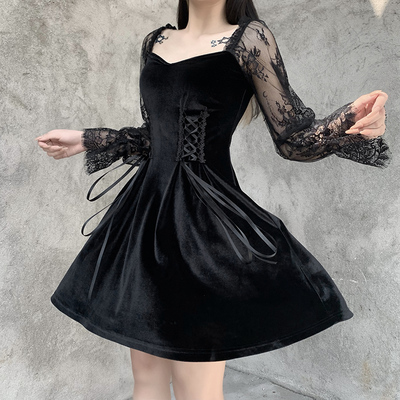 taobao agent Black lace retro dress, fitted belt, brace, square neckline, trend of season