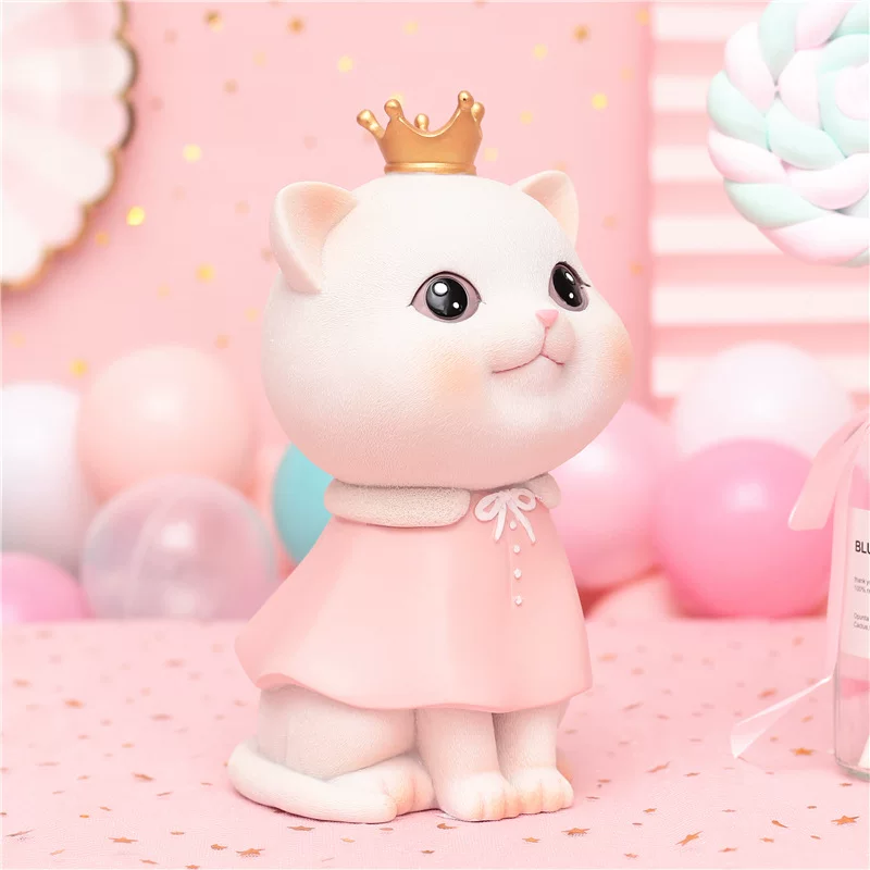 Милый мамонт? Wait piggy bank = сберегательная банка свинья? In Russian piggy bank is копилка. So: "Милая копилка, коллекция 2023 года, подарок на день рождения"