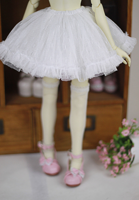 taobao agent BJD baby clothes doll skirt 1/4 1/3 puff skirt pure color version 3 color enters ~~~